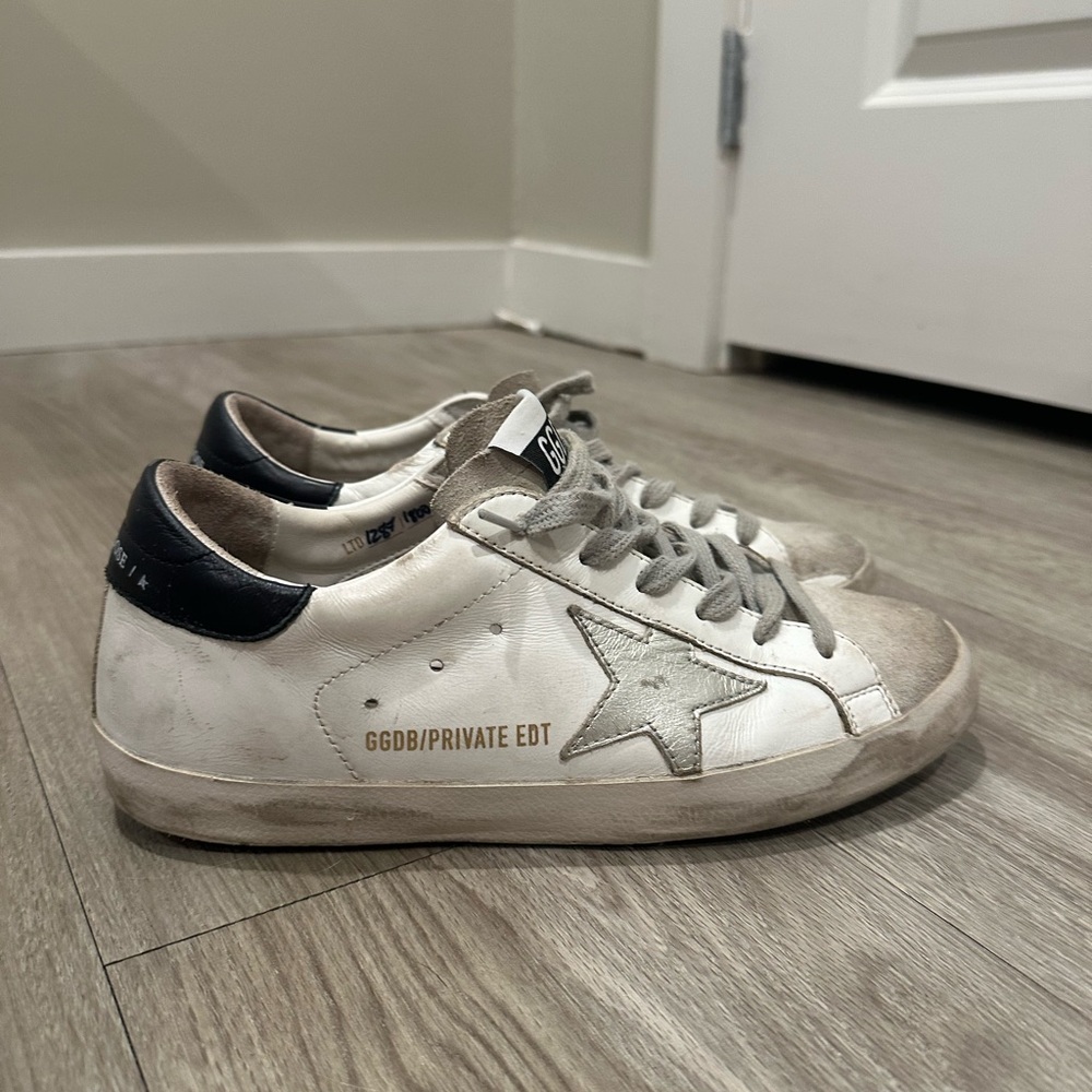 GOLDEN GOOSE SUPERSTAR